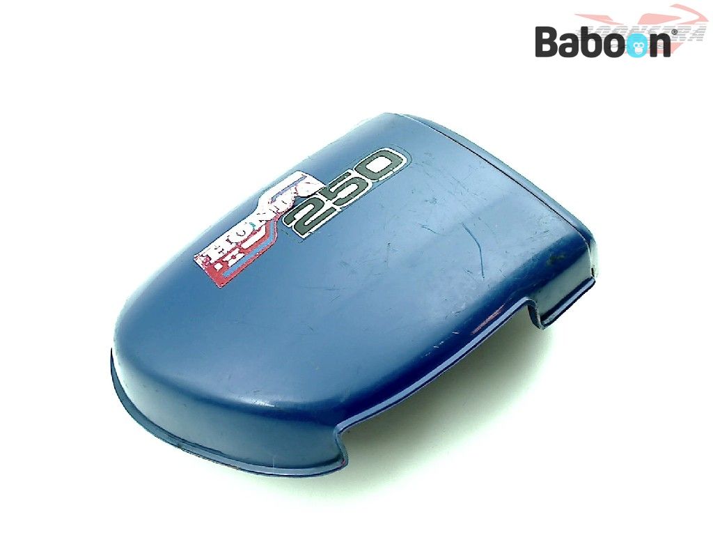 Honda CB 250 1977-1981 (CB250T Hawk/Dream) Side Cover Right (83600