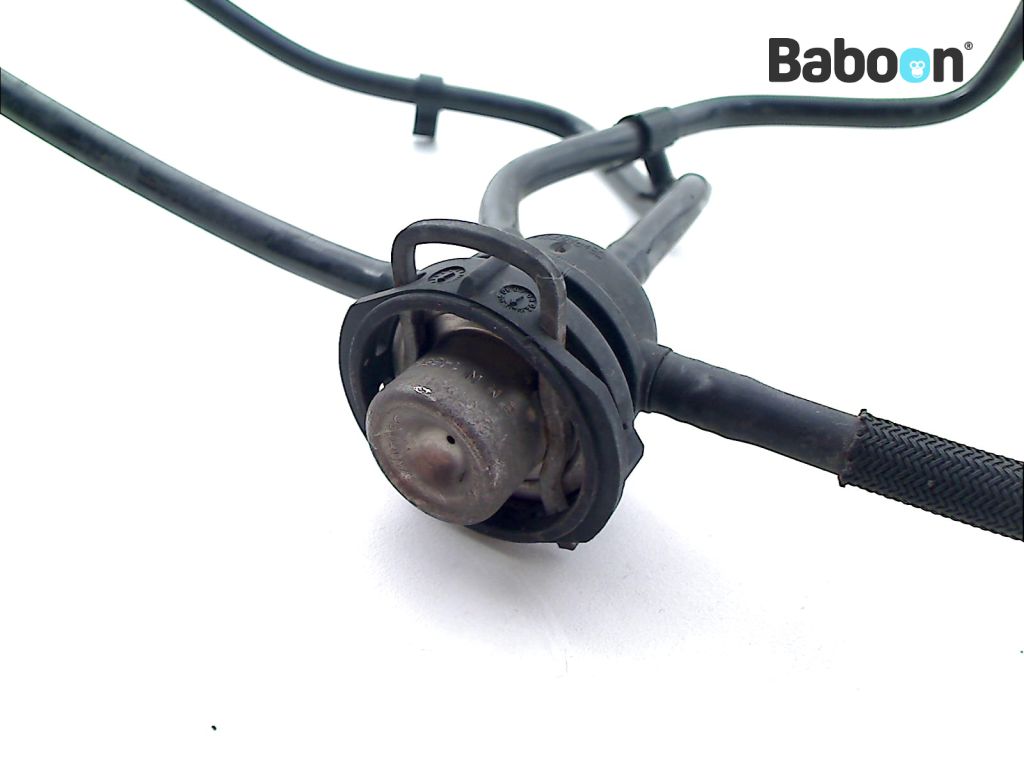 BMW R 1200 GS 20042007 (R1200GS 04) Fuel Pressure Regulator Baboon