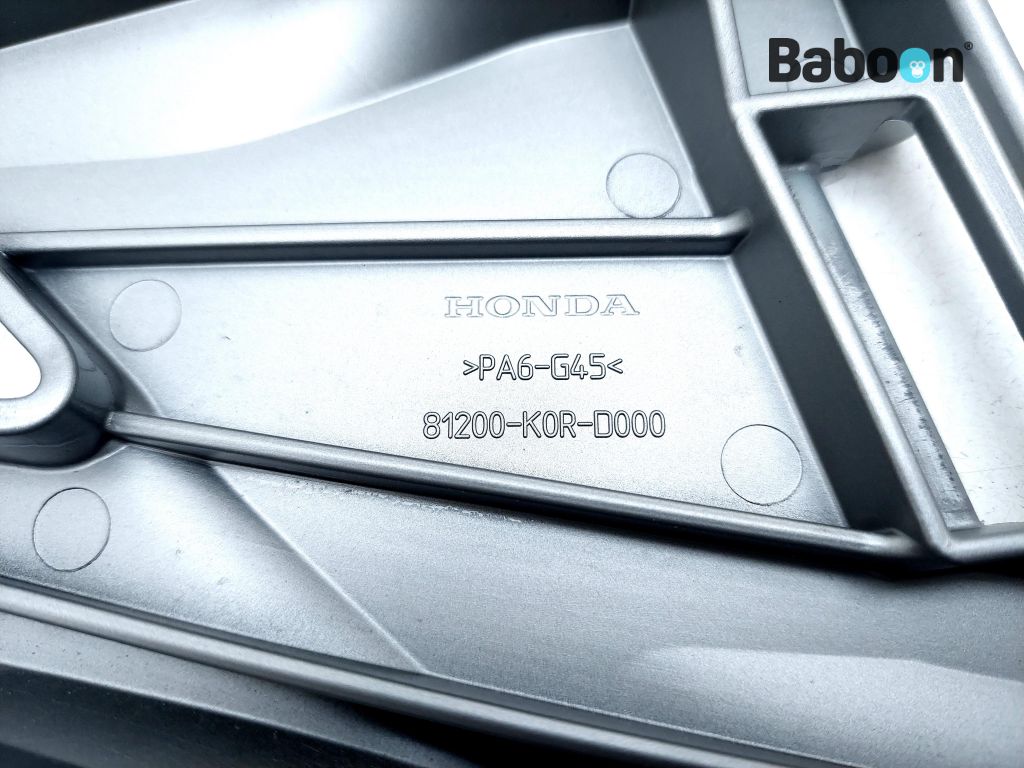 Grab Bar (Pillion Grab Rail) Honda SH 125 2020-2022 (JF90 SH125) (81200-K0R-D00 - Picture 7 of 8