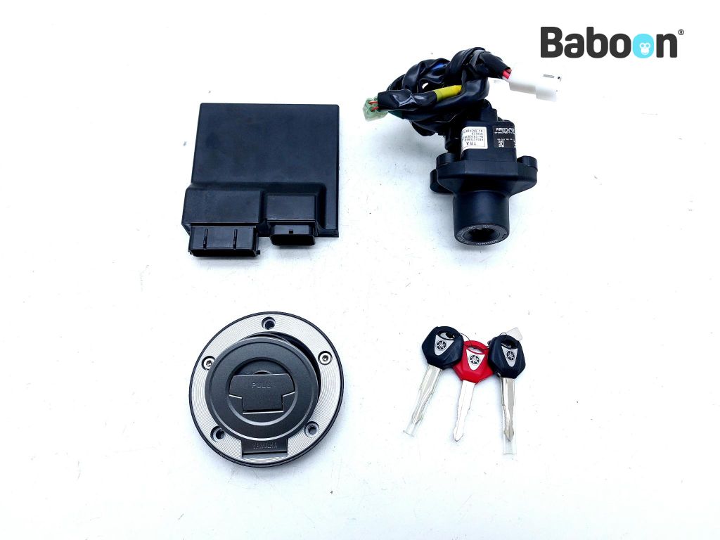 Yamaha YZF R1 2017-2019 (YZF-R1 BX4 RN49) Ignition Switch Lock Set with Immobiliser New take off (BN6-8591A-00)
