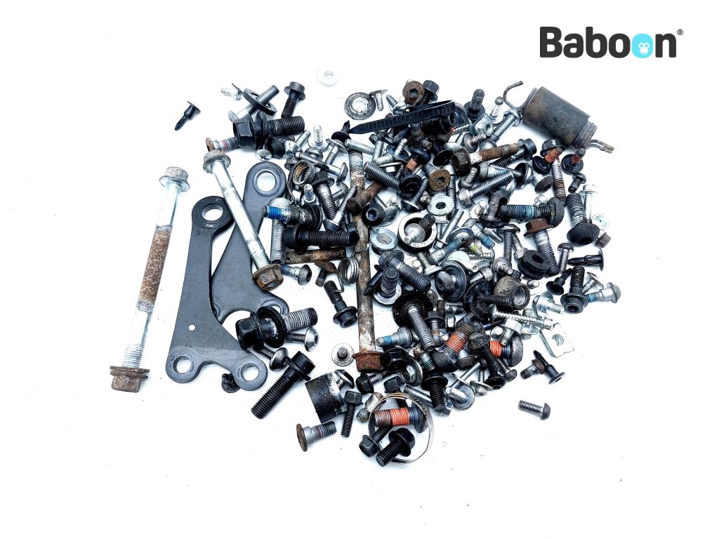 Yamaha MT 07 20182020 (MT07 MT07 FZ07) Boulons et écrous Baboon