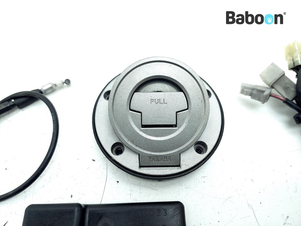 Yamaha FJR 1300 20062012 (FJR1300) Ignition Switch Lock Set with