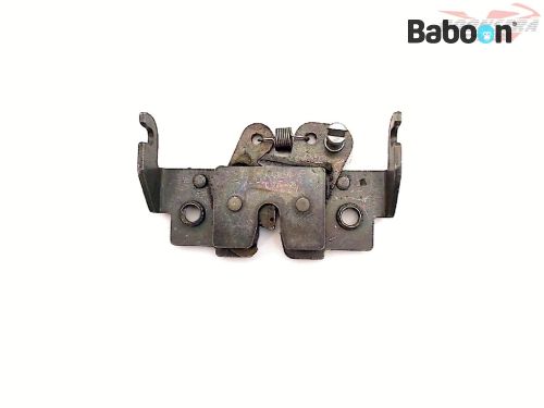 Piaggio | Vespa X8 200 Asiento (Sistema de cierre)
