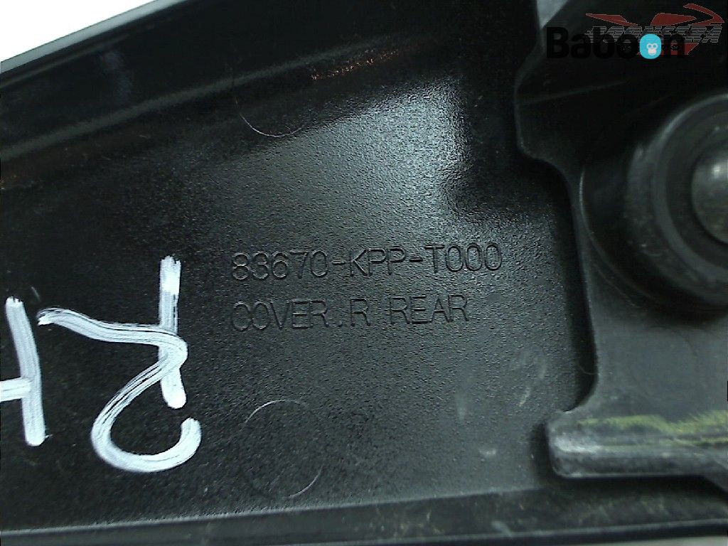 CBR125R JC50 2013 83670+83680-KPP-T00ZJ リアカバー サイドカバー 左右セット 黒 Black NH1 純正品 Honda CBR 125 R 2011-2013 (CBR125R JC50) Tail Fairing Right (83670