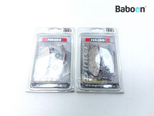 Plaquettes De Frein Avant Pour Yamaha XVS1100/1300 Dragstar - Métal Organique - Dimensions 93,8x40,3x9,8mm