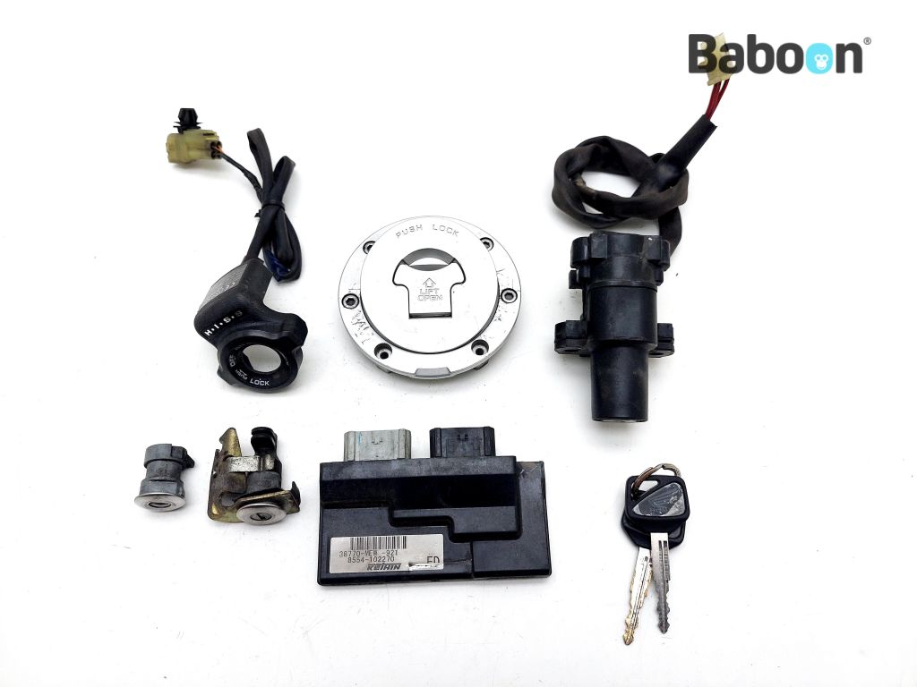Honda NT NTV NV 400 600 650 Brandstofpomp - VB Motoparts